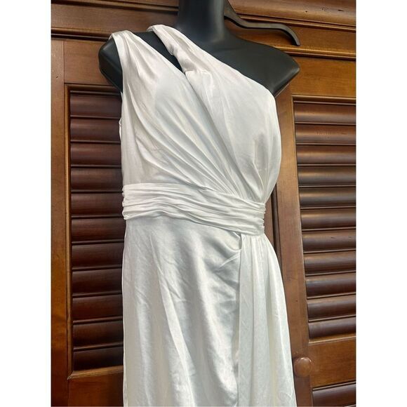 Mac Duggal NWT Authentic $398 One Shoulder Cutout White Charmeuse Dress size 4 s - Picture 14 of 14
